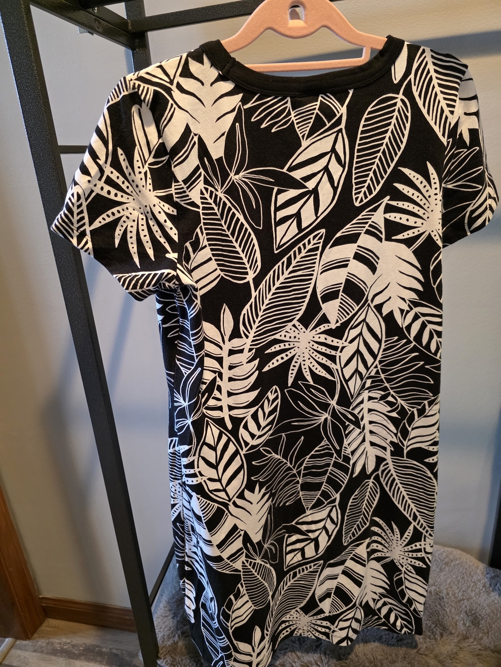 Old Navy Black & White Tropical Dress Cotton/Modal/Span Size Sm